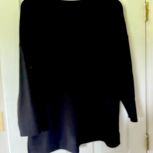 Rae Dunn 1x black “DOG LOVER” tunic - Picture 2 of 4